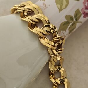 Vintage Chunky Monet Interlocking Gold Chain Bracelet